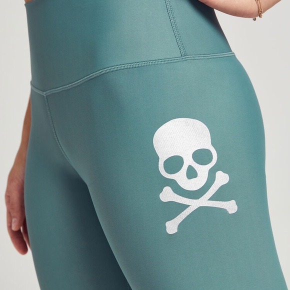 SoulCycle fold over waistband hip skull legging - Picture 4 of 7